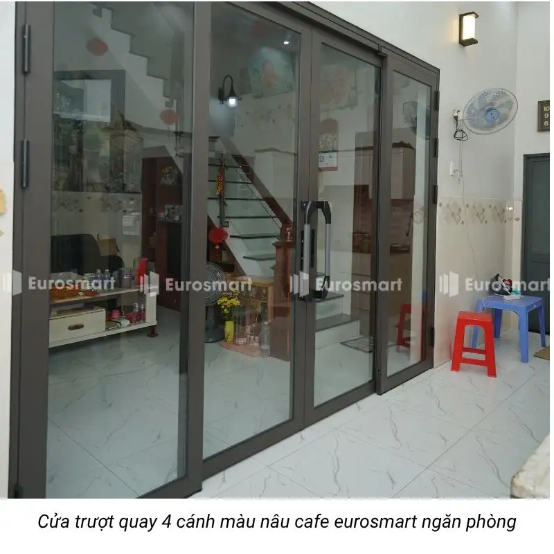 Cửa trượt quay 4 cánh màu nâu cafe 9
